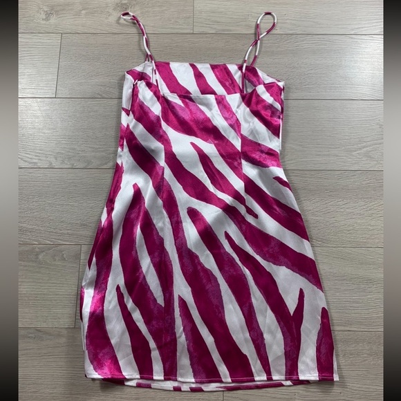 The East Order Rhea Mini Dress In Wild Thoughts - Picture 4 of 12